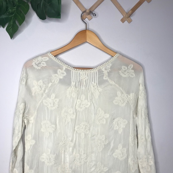 Johnny Was rayon embroidered crochet tunic - Picture 15 of 16